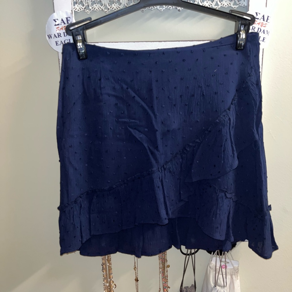 Ruffle skirt